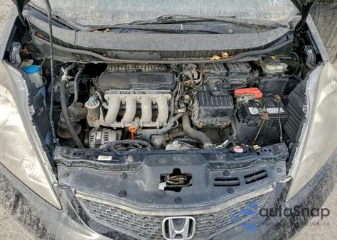 2010 Honda Fit Sport из США, поврежденный, VIN JHMGE8G43AC017445